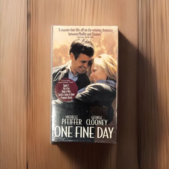 One Fine Day (VHS, 1996)  George Clooney Michelle Pfeiffer Watermarks Sealed - Picture 1 of 4